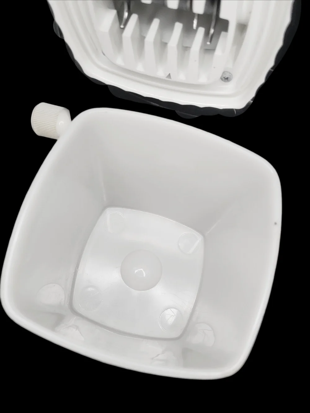 Vintage 1950s Swing Away White Manual Ice Crusher Excellent Condition Barware